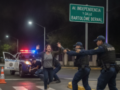 Madre Busca Auxilio Policial en Torreón Tras Ser Agredida y Perseguida por su Hijo con Cuchillo Agresión familiar Torreón